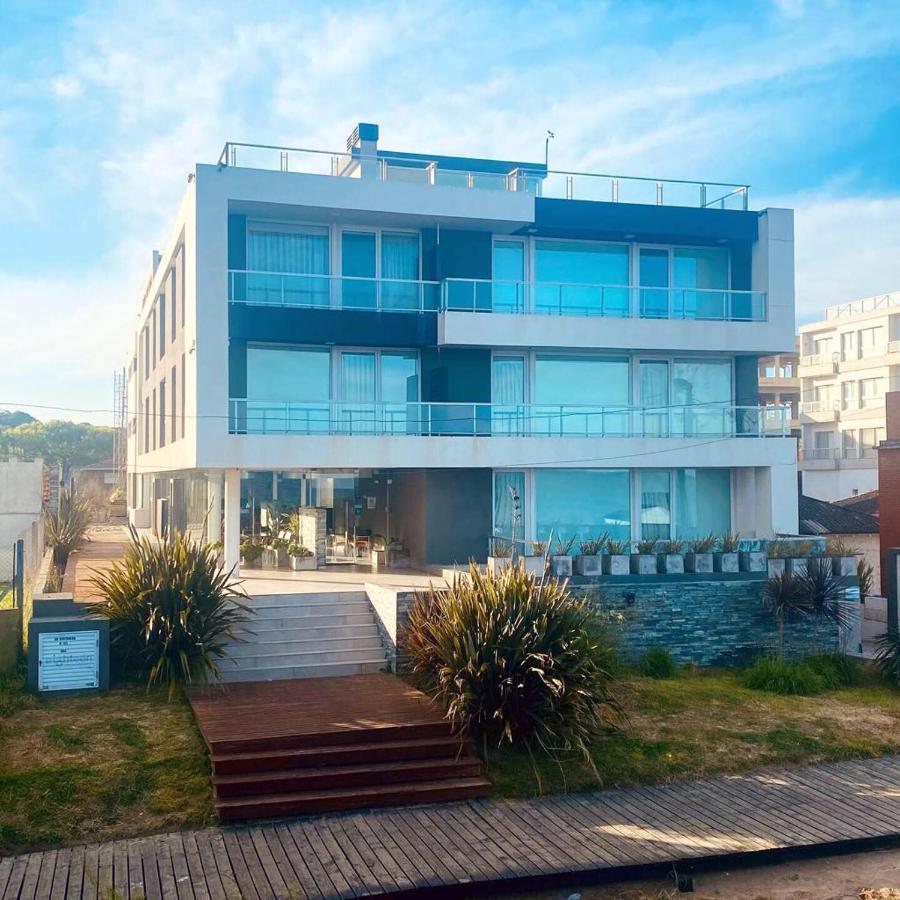 Eighteen Apartments Villa Gesell Exterior photo